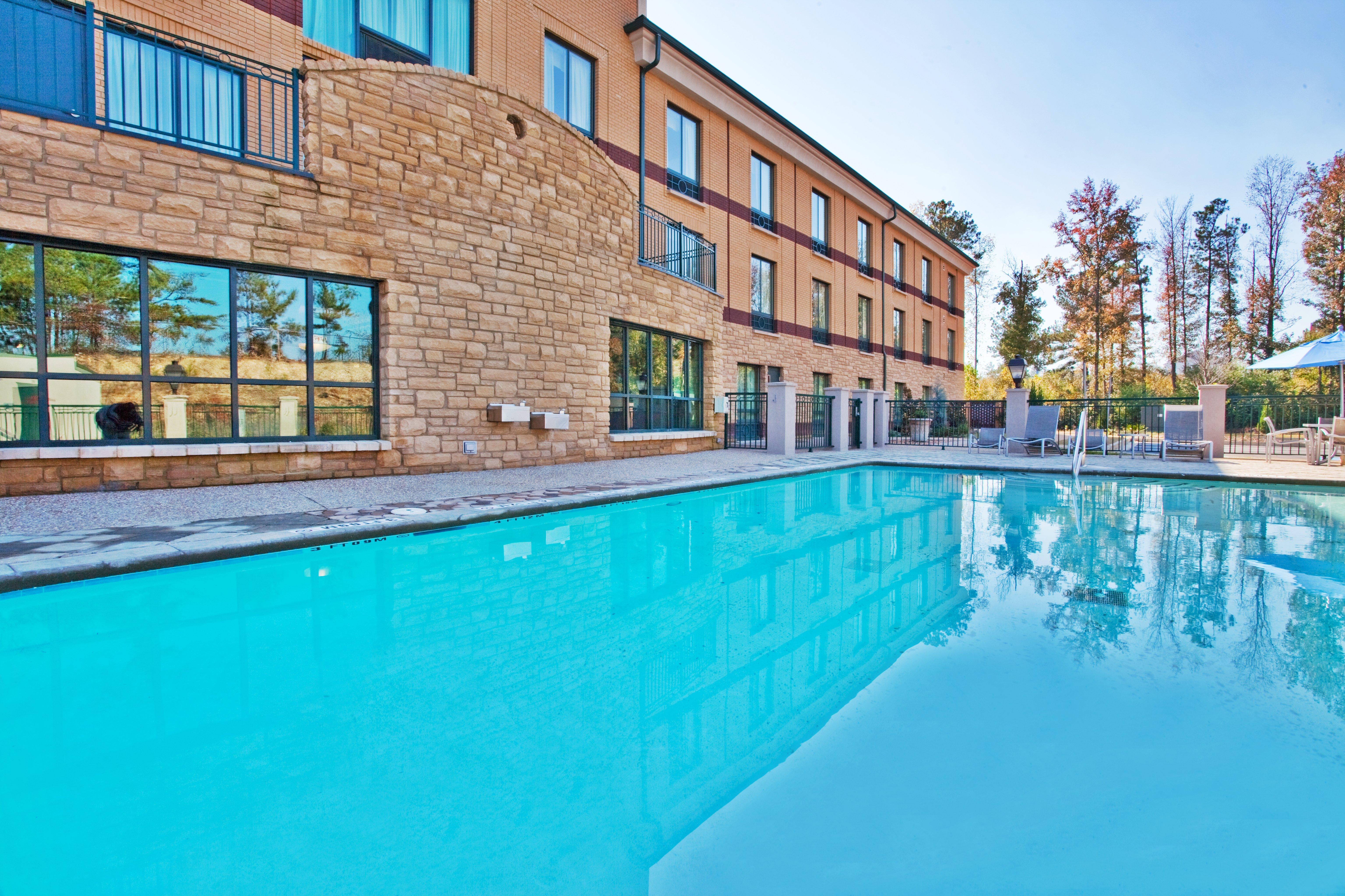 Holiday Inn Express & Suites Macon - I-475 By Ihg Exterior photo