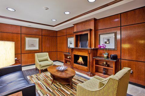 Holiday Inn Express & Suites Macon - I-475 By Ihg Exterior photo